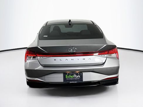 Used 2023 Hyundai Elantra Limited FWD image 7