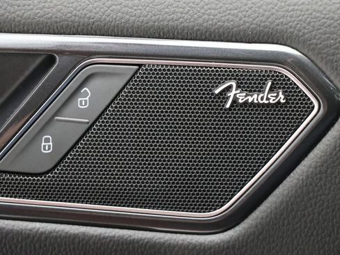 Used 2024 Volkswagen Tiguan SEL R-Line image 33