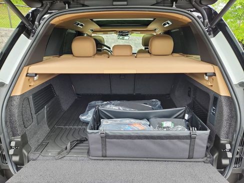 New 2026 Land Rover Range Rover SE AWD/4WD image 13