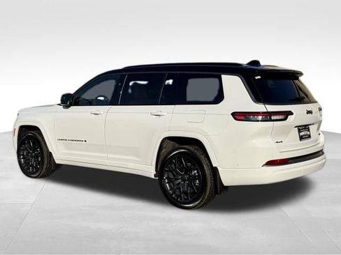 New 2026 Jeep Grand Cherokee L Summit image 5