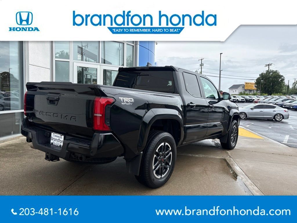 Used 2024 Toyota Tacoma TRD Sport AWD/4WD image 6