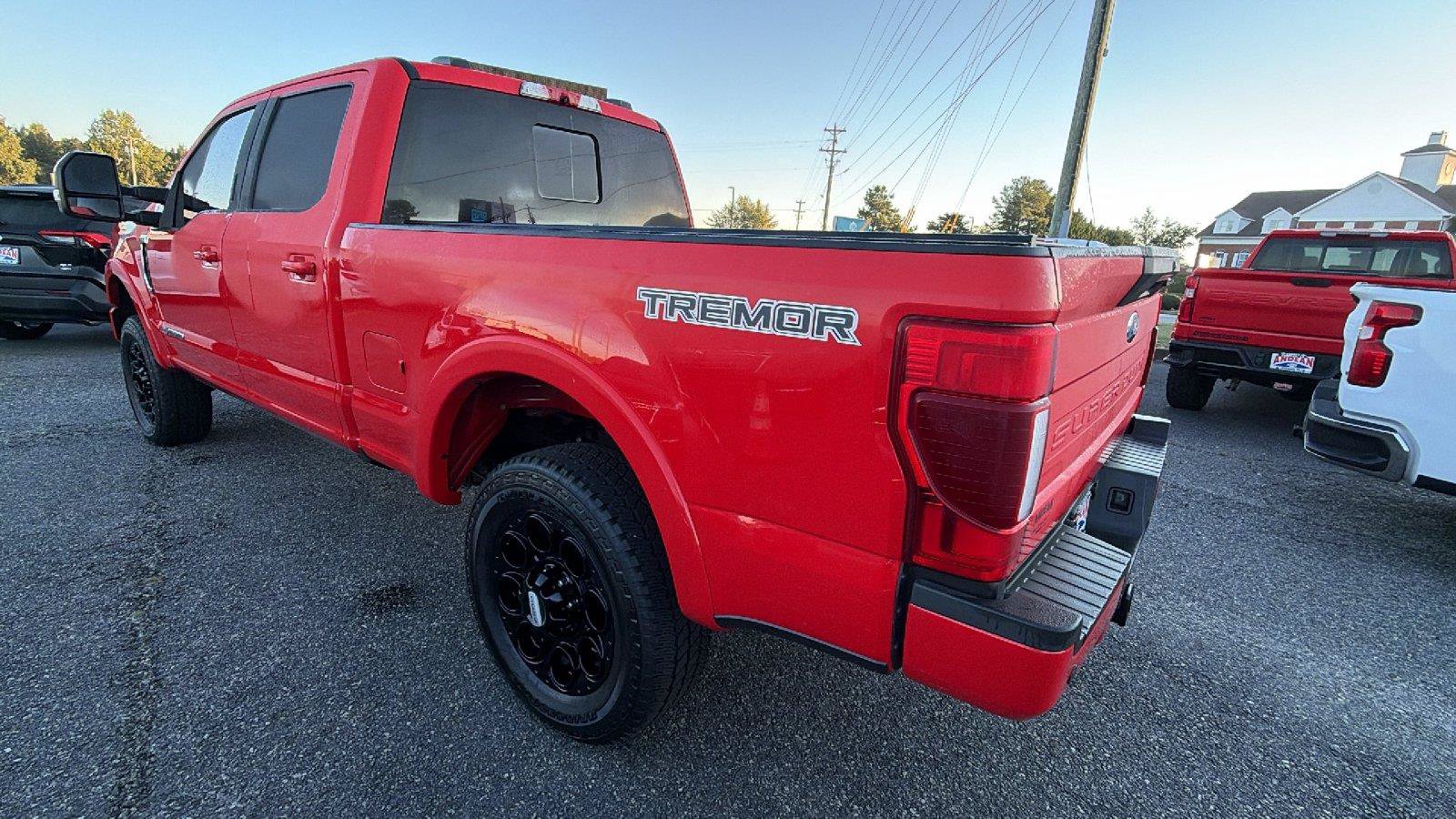 Used 2022 Ford F250 Lariat w/ Tremor Off-Road Package AWD/4WD image 10