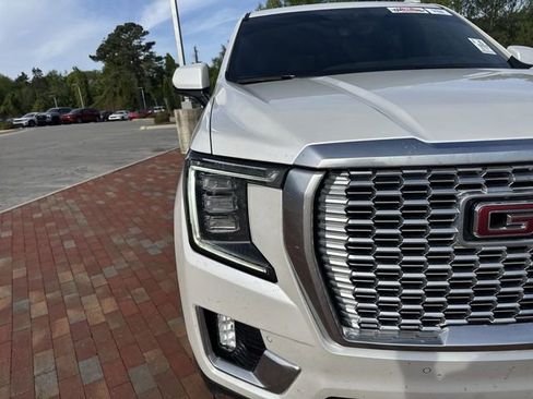 Used 2024 GMC Yukon Denali w/ Denali Reserve Package image 20