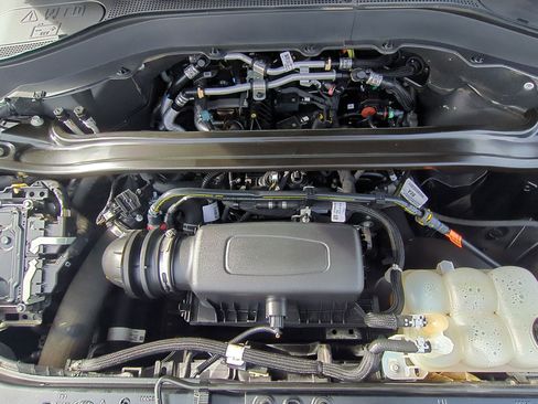 Used 2022 Ford Explorer Limited w/ Equipment Group 301A image 34