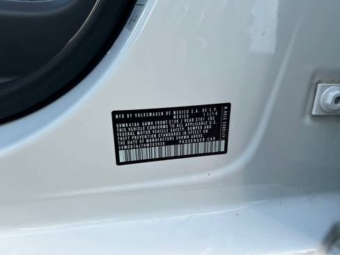 Used 2017 Volkswagen Jetta SE image 24