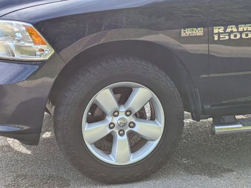 Used 2015 RAM 1500 Express image 14