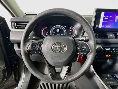 Used 2024 Toyota RAV4 LE FWD image 17