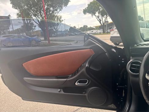 Used 2014 Chevrolet Camaro LT RWD image 17