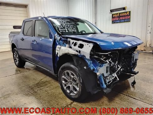 Used 2023 Ford Maverick XLT FWD image 2