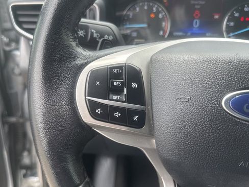 Used 2020 Ford Explorer XLT w/ Equipment Group 202A RWD image 21