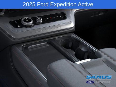 New 2025 Ford Expedition Active image 15