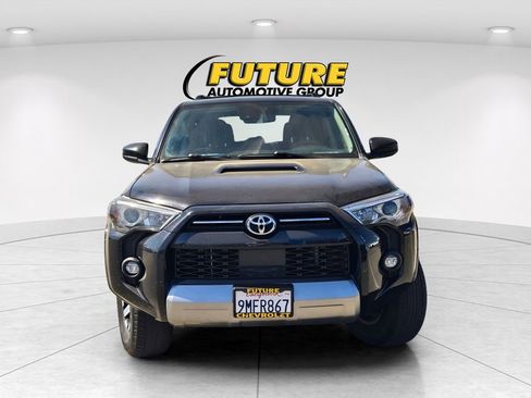 Used 2023 Toyota 4Runner TRD Off-Road AWD/4WD image 2