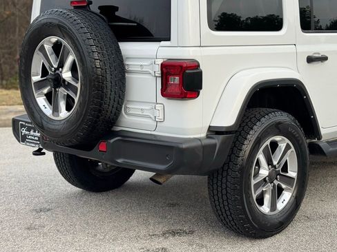 Used 2021 Jeep Wrangler Unlimited Sahara w/ Safety Group image 15