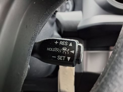 Used 2023 Toyota Tacoma SR RWD image 14