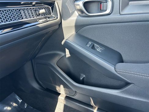 Used 2024 Honda Civic Sport image 26