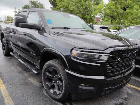 Used 2025 RAM 1500 Big Horn AWD/4WD image 12