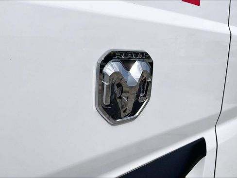 New 2024 RAM ProMaster 2500 w/ Convenience Group image 14