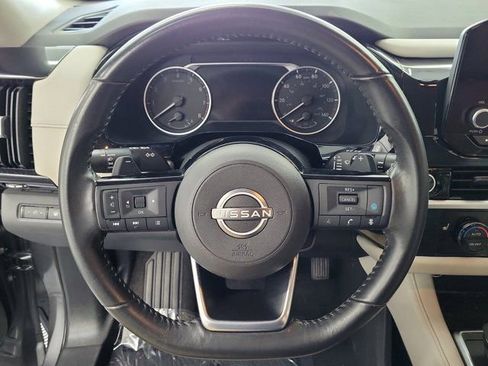 Certified 2022 Nissan Pathfinder SV w/ Cargo Package FWD image 24