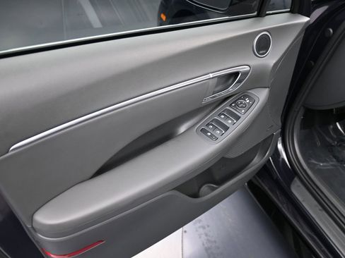 Used 2023 Hyundai Sonata SEL Plus w/ Cargo Package image 13