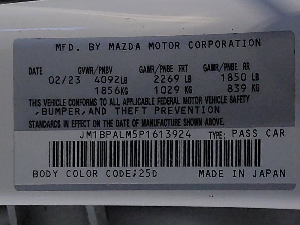 Used 2023 MAZDA MAZDA3 s FWD image 33