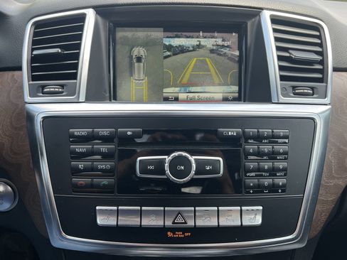 Used 2014 Mercedes-Benz ML 350 4MATIC image 4