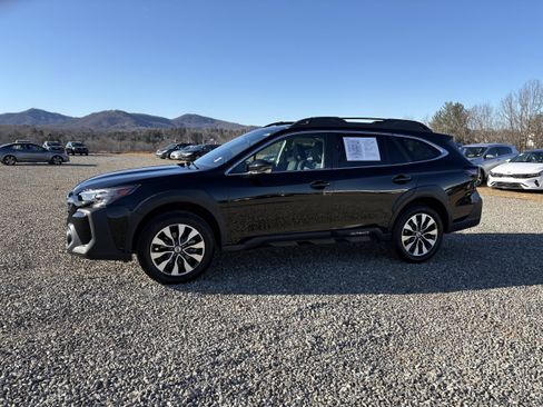 Certified 2023 Subaru Outback Limited image 4