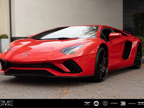 Used 2019 Lamborghini Aventador S image 1