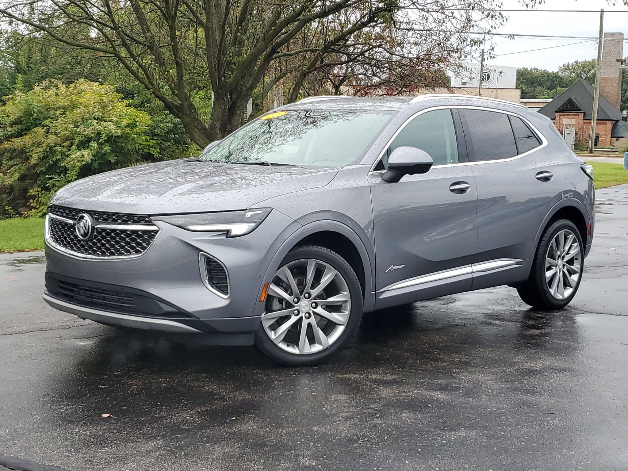 Used 2021 Buick Envision Avenir AWD/4WD image 34