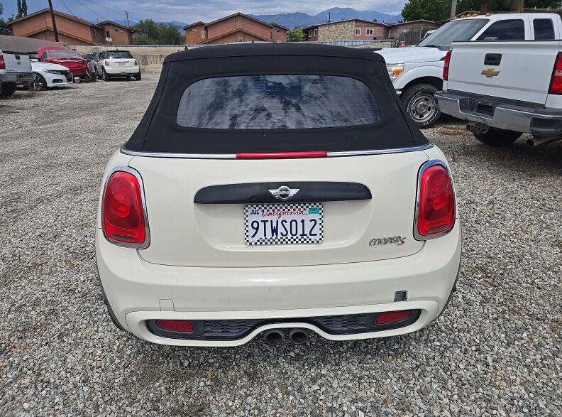 Used 2016 MINI Cooper S FWD image 17
