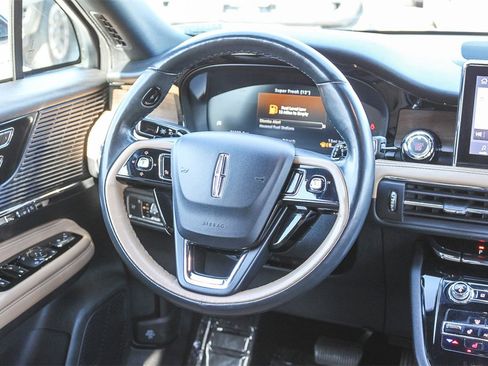 Used 2022 Lincoln Corsair Reserve w/ Equipment Group 201A image 19