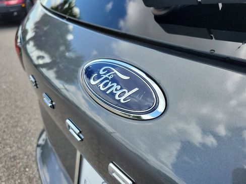Used 2023 Ford Escape ST-Line w/ Tech Pack #1 FWD image 7