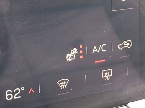 Used 2025 GMC Yukon Elevation w/ LPO, Floor Liner Package AWD/4WD image 15