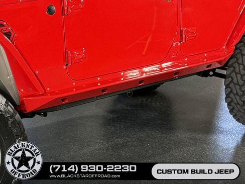 Used 2025 Jeep Wrangler Unlimited Rubicon AWD/4WD image 10