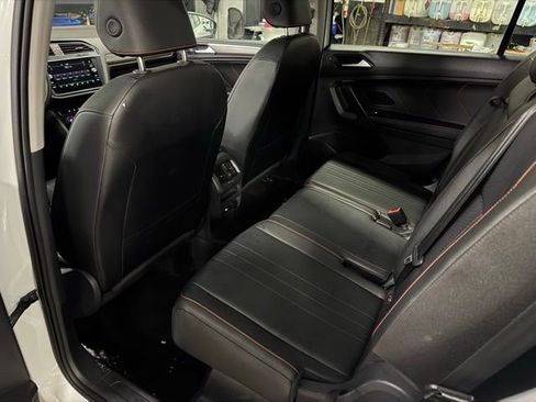 Used 2024 Volkswagen Tiguan Wolfsburg Edition image 19