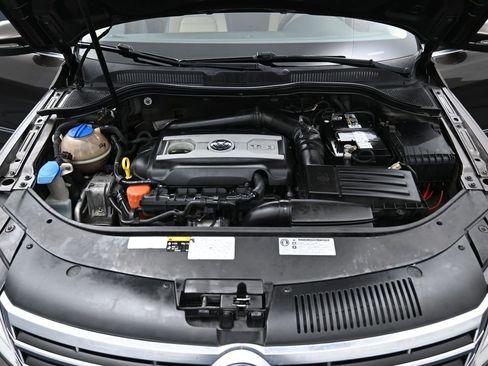 Used 2016 Volkswagen CC Sport image 35
