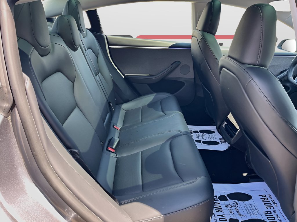 Used 2025 Tesla Model 3 Long Range RWD image 29