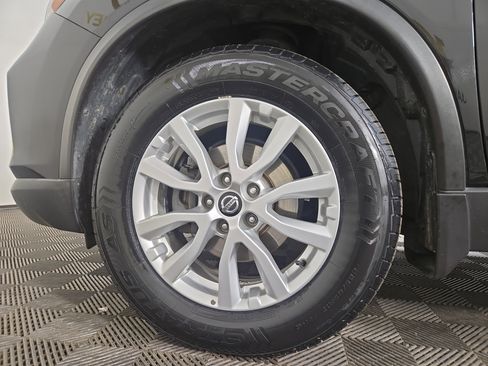 Used 2020 Nissan Rogue S w/ Special Edition Package image 32