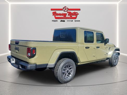 New 2026 Jeep Gladiator Sport AWD/4WD image 5