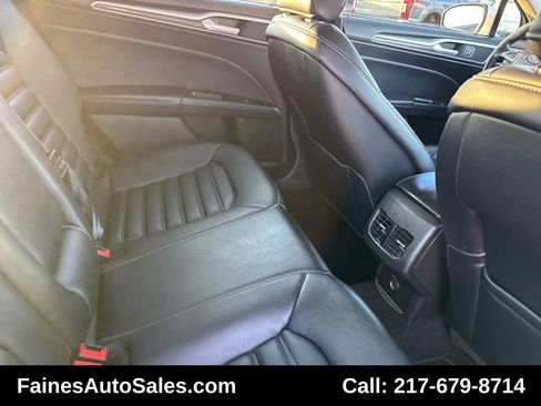 Used 2019 Ford Fusion SEL image 57