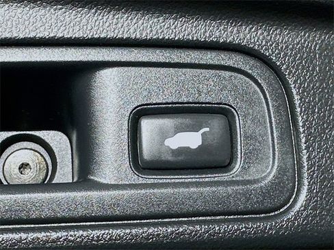 Used 2020 Honda Pilot Touring image 15