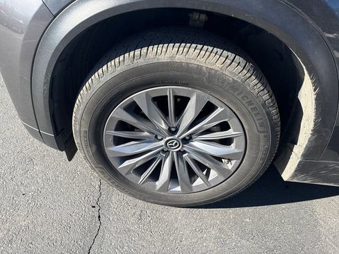 Used 2024 MAZDA CX-90 3.3 Turbo w/ Preferred Package image 6