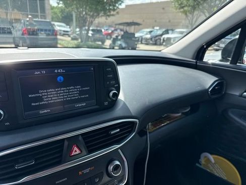 Used 2020 Hyundai Santa Fe SEL FWD image 7