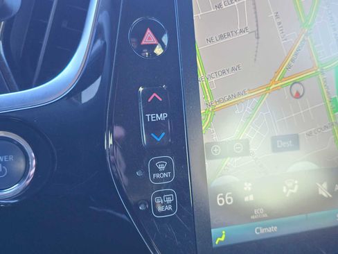 Used 2021 Toyota Prius Prime XLE image 33