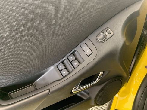 Used 2014 Chevrolet Camaro LT RWD image 18