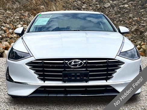 Used 2021 Hyundai Sonata SE w/ Winter Weather Package FWD image 3