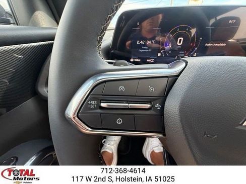 New 2027 Chevrolet Traverse Z71 w/ Driver Confidence Package AWD/4WD image 21