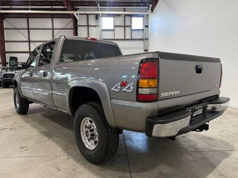 Used 2007 GMC Sierra 2500 SLE w/ Heavy-Duty Power Package image 11