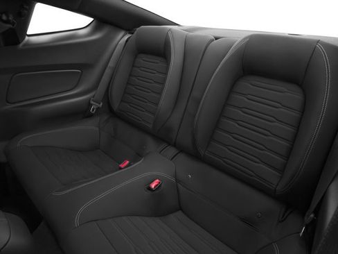 Used 2016 Ford Mustang Coupe image 14