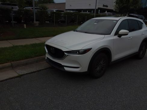 Used 2019 MAZDA CX-5 Touring FWD image 1