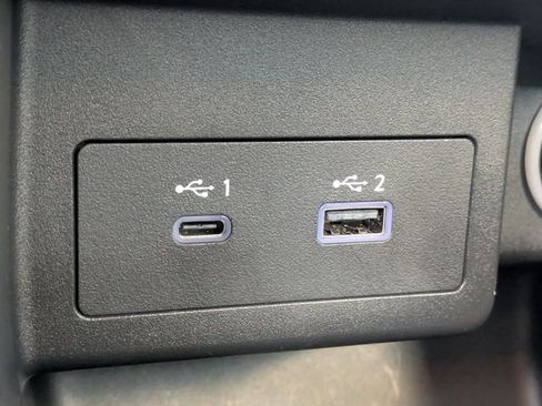 Used 2023 Nissan Kicks SV image 23